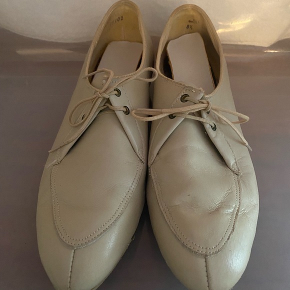 unknown Shoes - Vintage bowling shoes Women Size 8.5 Shoes